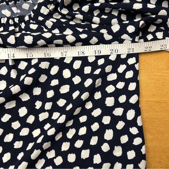 J. CREW Print Off Shoulder Top - Picture 10 of 11